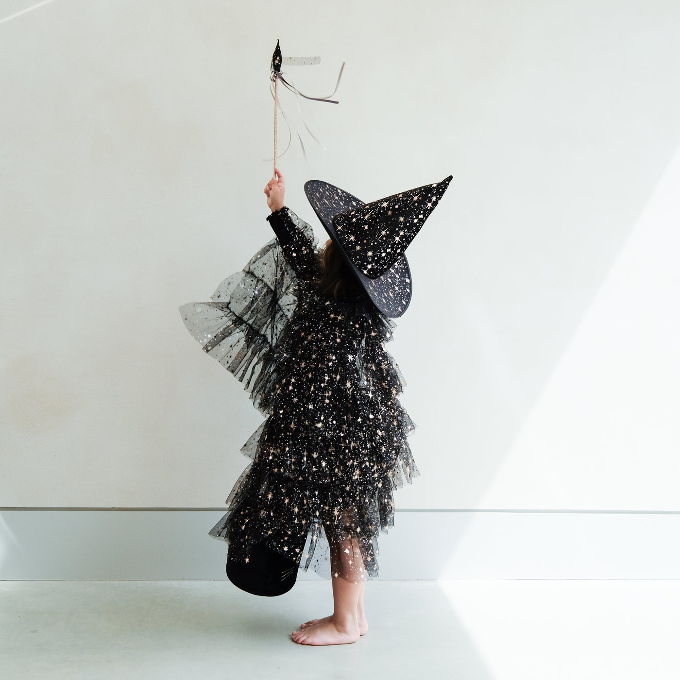 Ruffle aurora witch cape