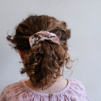 Satin edge scrunchie - peach