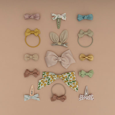 Homegrown ivy bow clips