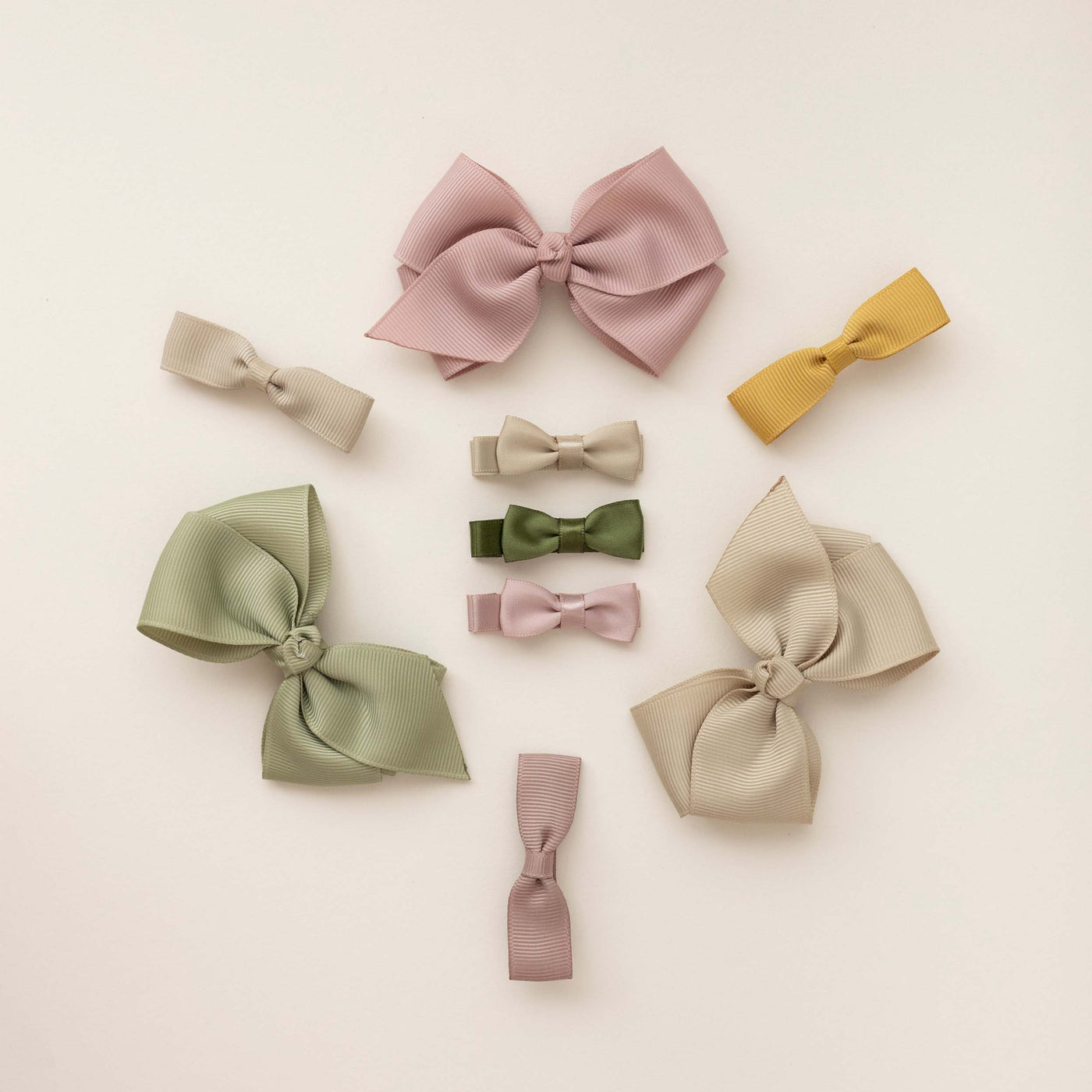 Satin martha bow clips