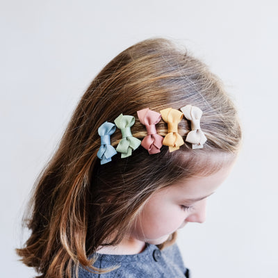 Homegrown ivy bow clips
