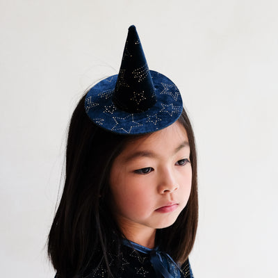 Teal enchanted hat