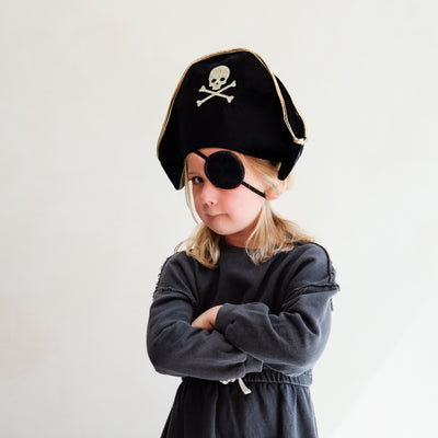 Pirate hat and patch dress up set